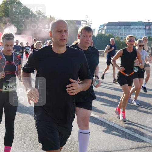 07.09.2025 - BARMER Alsterlauf Yannick Fuchs http://msf.ph/oto/8732252 07.09.2025 09:03:43 Laufen 2061, 2941, 14 meine-sportfotos.de
