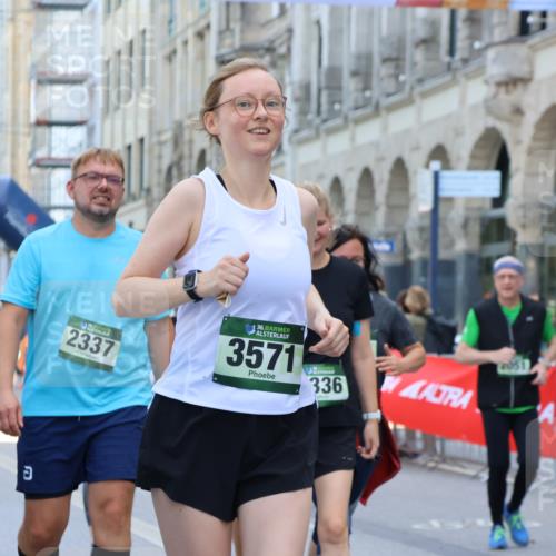 07.09.2025 - BARMER Alsterlauf Strokosch-Dieckow http://msf.ph/oto/8732254 07.09.2025 10:22:38 Ziel 2243, 2246, 2499, 5586 meine-sportfotos.de