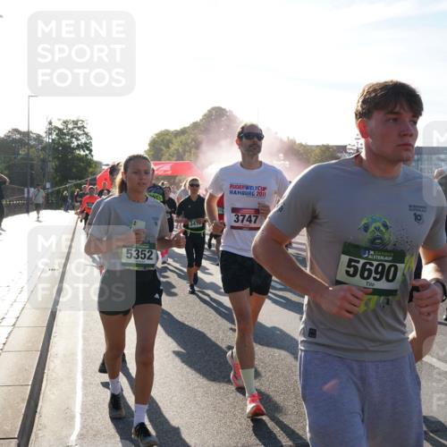 07.09.2025 - BARMER Alsterlauf Yannick Fuchs http://msf.ph/oto/8732329 07.09.2025 09:03:52 Laufen 446, 5352, 2011, 3470, 3747, 30, 5690, 36, 01, 382 meine-sportfotos.de