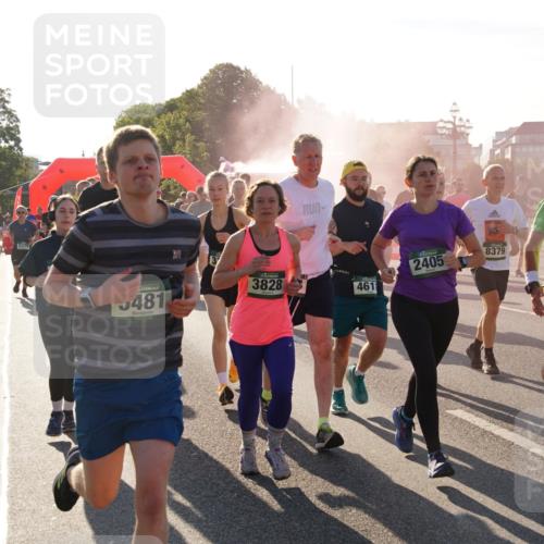 07.09.2025 - BARMER Alsterlauf Yannick Fuchs http://msf.ph/oto/8732372 07.09.2025 09:03:59 Laufen 5379, 481, 3, 3828, 461, 2405, 8379, 5236, 444444 meine-sportfotos.de