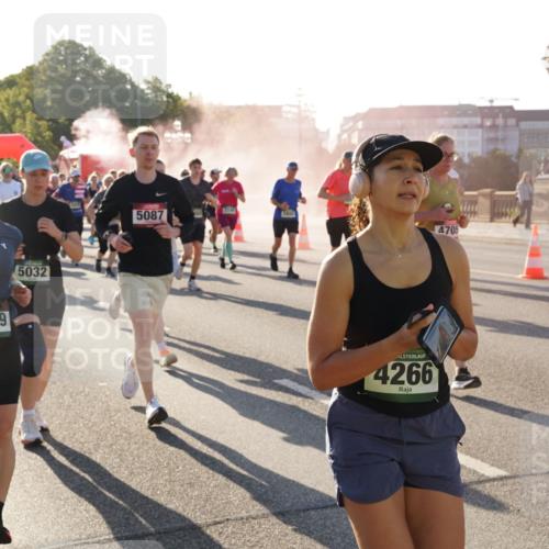 07.09.2025 - BARMER Alsterlauf Yannick Fuchs http://msf.ph/oto/8732421 07.09.2025 09:04:04 Laufen 5379, 5032, 5087, 4705, 4266 meine-sportfotos.de