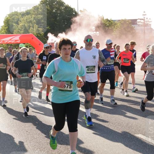 07.09.2025 - BARMER Alsterlauf Yannick Fuchs http://msf.ph/oto/8732441 07.09.2025 09:04:07 Laufen 3570, 569, 099, 4669, 575, 4562, 5659, 233, 3603, 4643, 2729 meine-sportfotos.de
