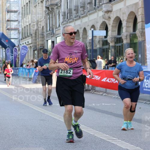 07.09.2025 - BARMER Alsterlauf Strokosch-Dieckow http://msf.ph/oto/8732461 07.09.2025 10:22:18 Ziel 3026, 3070, 3128, 3964, 4001, 4166, 4528, 4641, 5489, 5914, 5951, 6314, 8192 meine-sportfotos.de