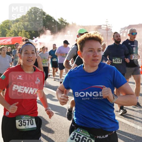 07.09.2025 - BARMER Alsterlauf Yannick Fuchs http://msf.ph/oto/8732468 07.09.2025 09:04:10 Laufen 2277, 6940, 3913, 012, 36, 3570, 36, 356 meine-sportfotos.de