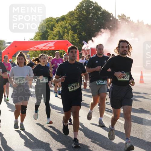 07.09.2025 - BARMER Alsterlauf Yannick Fuchs http://msf.ph/oto/8732503 07.09.2025 09:04:14 Laufen 5403, 5405, 4197, 5285, 5131, 463 meine-sportfotos.de
