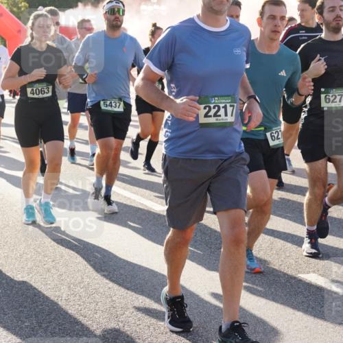 07.09.2025 - BARMER Alsterlauf Yannick Fuchs http://msf.ph/oto/8732547 07.09.2025 09:04:21 Laufen 8003, 05, 4063, 5437, 36, 2217, 627, 6274, 3409, 3002 meine-sportfotos.de