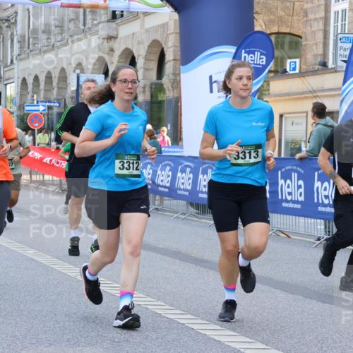 07.09.2025 - BARMER Alsterlauf Strokosch-Dieckow http://msf.ph/oto/8732578 07.09.2025 10:22:06 Ziel 2051, 2972, 2976, 3070, 3128, 3223, 3248, 3668, 3964, 4001, 4166, 4907, 5735, 5914, 6314 meine-sportfotos.de
