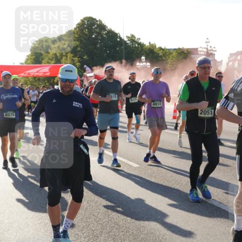 07.09.2025 - BARMER Alsterlauf Yannick Fuchs http://msf.ph/oto/8732593 07.09.2025 09:04:27 Laufen 915, 8425, 4910, 8076, 2051, 136, 5174 meine-sportfotos.de
