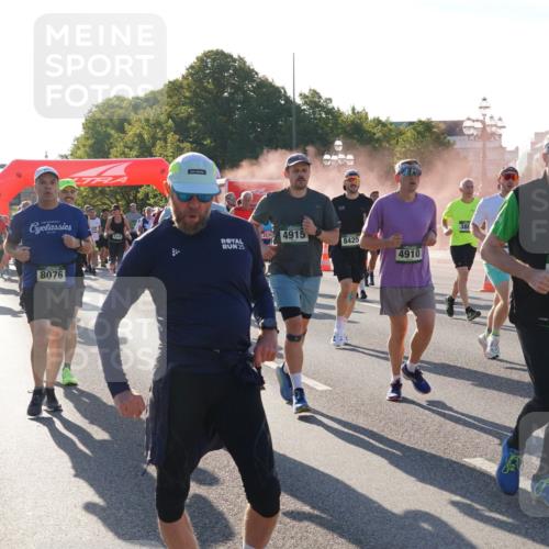 07.09.2025 - BARMER Alsterlauf Yannick Fuchs http://msf.ph/oto/8732597 07.09.2025 09:04:27 Laufen 2708, 8076, 5244, 2236, 4915, 8425, 25, 4910, 2051 meine-sportfotos.de