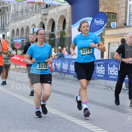 07.09.2025 - BARMER Alsterlauf Strokosch-Dieckow http://msf.ph/oto/8732598 07.09.2025 10:22:05 Ziel 2051, 2972, 2976, 3070, 3128, 3223, 3248, 3668, 3964, 4001, 4166, 4907, 5735, 5914, 6314 meine-sportfotos.de