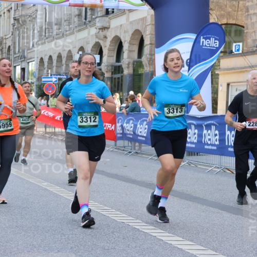 07.09.2025 - BARMER Alsterlauf Strokosch-Dieckow http://msf.ph/oto/8732611 07.09.2025 10:22:05 Ziel 2051, 2972, 2976, 3070, 3128, 3223, 3248, 3668, 3964, 4001, 4166, 4907, 5735, 5914, 6314 meine-sportfotos.de