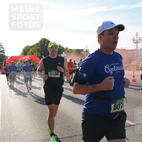 07.09.2025 - BARMER Alsterlauf Yannick Fuchs http://msf.ph/oto/8732614 07.09.2025 09:04:29 Laufen 2000, 2211, 2518, 5106, 1996, 801, 45 meine-sportfotos.de