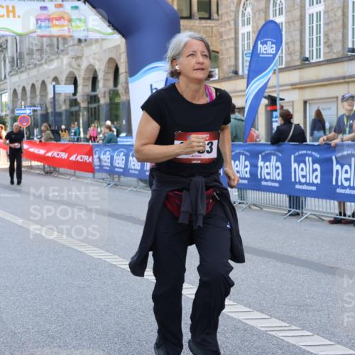 07.09.2025 - BARMER Alsterlauf Strokosch-Dieckow http://msf.ph/oto/8732623 07.09.2025 10:21:59 Ziel 2051, 2727, 2972, 2976, 3223, 3248, 3571, 3668, 3699, 4350, 4907, 5735 meine-sportfotos.de