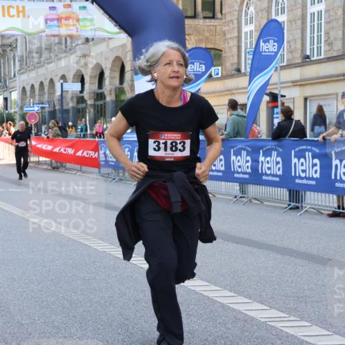 07.09.2025 - BARMER Alsterlauf Strokosch-Dieckow http://msf.ph/oto/8732635 07.09.2025 10:21:59 Ziel 2051, 2727, 2972, 2976, 3223, 3248, 3571, 3668, 3699, 4350, 4907, 5735 meine-sportfotos.de