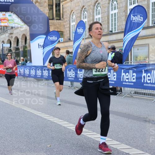 07.09.2025 - BARMER Alsterlauf Strokosch-Dieckow http://msf.ph/oto/8732647 07.09.2025 10:21:57 Ziel 2051, 2727, 2972, 2976, 3223, 3248, 3571, 3668, 3699, 4350, 4907, 5735 meine-sportfotos.de