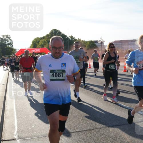 07.09.2025 - BARMER Alsterlauf Yannick Fuchs http://msf.ph/oto/8732648 07.09.2025 09:04:35 Laufen 5593, 4061, 251, 5244, 2732 meine-sportfotos.de