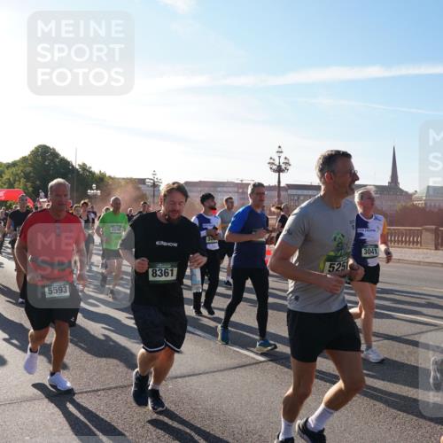 07.09.2025 - BARMER Alsterlauf Yannick Fuchs http://msf.ph/oto/8732656 07.09.2025 09:04:37 Laufen 444, 3960, 563865, 5593, 2248, 8361, 5251, 3041, 5244 meine-sportfotos.de