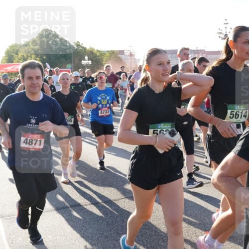 07.09.2025 - BARMER Alsterlauf Yannick Fuchs http://msf.ph/oto/8732685 07.09.2025 09:04:40 Laufen 4872, 4871, 3415, 3719, 4733, 65, 36, 562, 136, 5614 meine-sportfotos.de