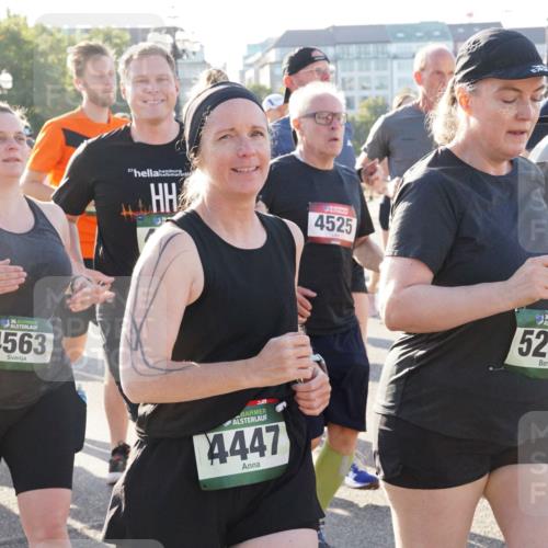 07.09.2025 - BARMER Alsterlauf Yannick Fuchs http://msf.ph/oto/8732719 07.09.2025 09:05:01 Laufen 2674, 36, 4563, 4447, 4525, 36, 36, 5237, 346, 61 meine-sportfotos.de