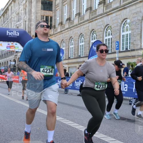 07.09.2025 - BARMER Alsterlauf Strokosch-Dieckow http://msf.ph/oto/8732738 07.09.2025 10:21:52 Ziel 2051, 2182, 2727, 2972, 2976, 3223, 3248, 3571, 3699, 4350, 4448, 4475, 4563, 4907, 5735 meine-sportfotos.de