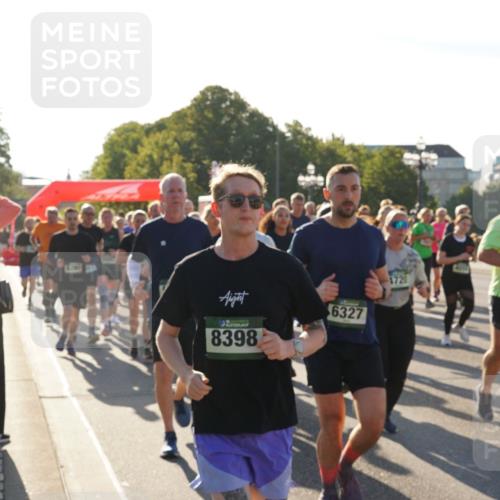 07.09.2025 - BARMER Alsterlauf Yannick Fuchs http://msf.ph/oto/8732800 07.09.2025 09:05:16 Laufen 8398, 6327, 1720 meine-sportfotos.de
