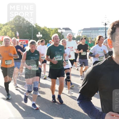 07.09.2025 - BARMER Alsterlauf Yannick Fuchs http://msf.ph/oto/8732833 07.09.2025 09:05:20 Laufen 4713, 5097, 5098, 135, 5181, 6061, 36 meine-sportfotos.de