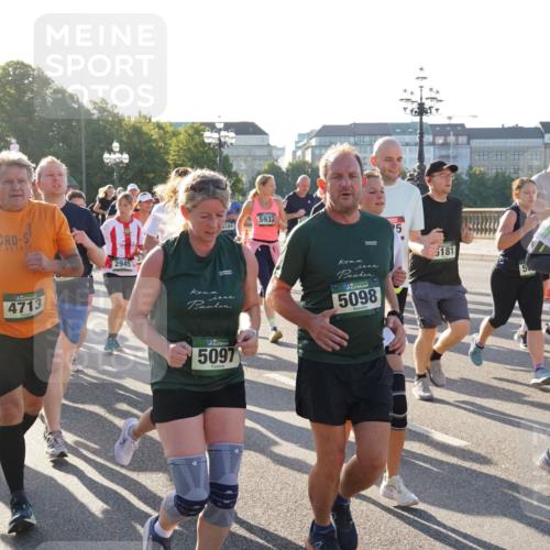 07.09.2025 - BARMER Alsterlauf Yannick Fuchs http://msf.ph/oto/8732842 07.09.2025 09:05:21 Laufen 727, 619, 40, 18, 2945, 4713, 6184, 5937, 5098, 5097, 5, 181, 6061 meine-sportfotos.de