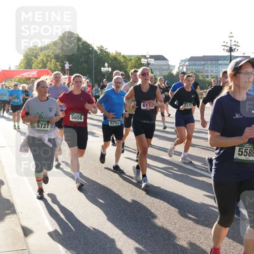 07.09.2025 - BARMER Alsterlauf Yannick Fuchs http://msf.ph/oto/8732865 07.09.2025 09:05:25 Laufen 2018, 5727, 5656, 5291, 61, 172, 5588, 433 meine-sportfotos.de