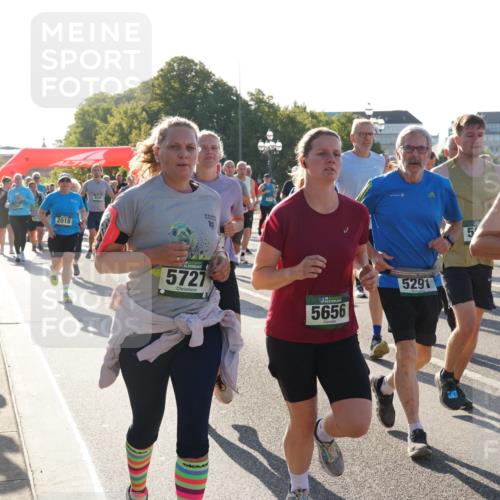 07.09.2025 - BARMER Alsterlauf Yannick Fuchs http://msf.ph/oto/8732870 07.09.2025 09:05:26 Laufen 2018, 10, 5727, 5656, 5291, 6117, 8 meine-sportfotos.de