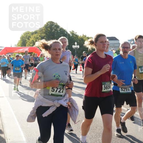 07.09.2025 - BARMER Alsterlauf Yannick Fuchs http://msf.ph/oto/8732871 07.09.2025 09:05:26 Laufen 2018, 5727, 10, 5656, 5291, 5918, 6 meine-sportfotos.de