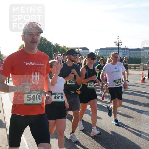 07.09.2025 - BARMER Alsterlauf Yannick Fuchs http://msf.ph/oto/8732902 07.09.2025 09:05:47 Laufen 30, 4922, 492, 6054, 36, 5408, 4919 meine-sportfotos.de