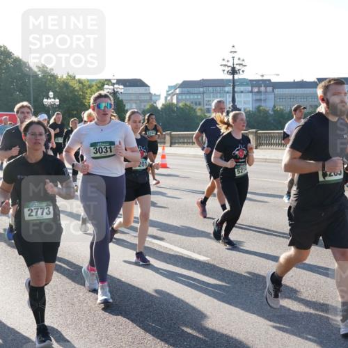 07.09.2025 - BARMER Alsterlauf Yannick Fuchs http://msf.ph/oto/8732937 07.09.2025 09:05:54 Laufen 553, 8212, 3031, 201, 2773, 2294, 5214, 10 meine-sportfotos.de