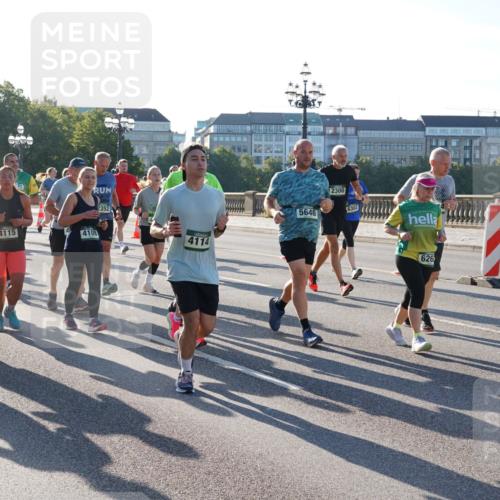 07.09.2025 - BARMER Alsterlauf Yannick Fuchs http://msf.ph/oto/8732979 07.09.2025 09:05:59 Laufen 2352, 4113, 6003, 4115, 4108, 4114, 5646, 2300, 6302, 626 meine-sportfotos.de