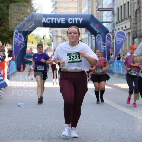 07.09.2025 - BARMER Alsterlauf Strokosch-Dieckow http://msf.ph/oto/8732983 07.09.2025 10:21:33 Ziel 2182, 2281, 2336, 2706, 3091, 3183, 3185, 3312, 3313, 4437, 5030, 5235, 5959, 8004 meine-sportfotos.de