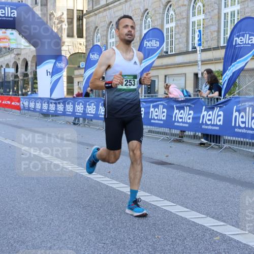 07.09.2025 - BARMER Alsterlauf Strokosch-Dieckow http://msf.ph/oto/8732986 07.09.2025 11:46:55 Ziel  meine-sportfotos.de