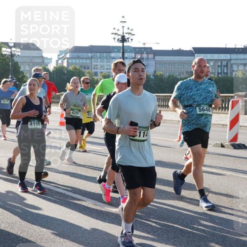 07.09.2025 - BARMER Alsterlauf Yannick Fuchs http://msf.ph/oto/8732987 07.09.2025 09:06:00 Laufen 3275, 4115, 4108, 4291, 62, 114, 5646, 626 meine-sportfotos.de