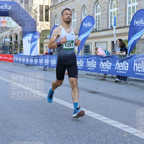 07.09.2025 - BARMER Alsterlauf Strokosch-Dieckow http://msf.ph/oto/8732992 07.09.2025 11:46:55 Ziel  meine-sportfotos.de