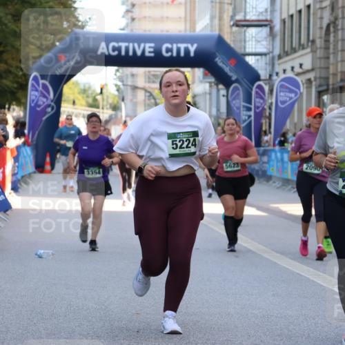 07.09.2025 - BARMER Alsterlauf Strokosch-Dieckow http://msf.ph/oto/8732993 07.09.2025 10:21:33 Ziel 2182, 2281, 2336, 2706, 3091, 3183, 3185, 3312, 3313, 4437, 5030, 5235, 5959, 8004 meine-sportfotos.de