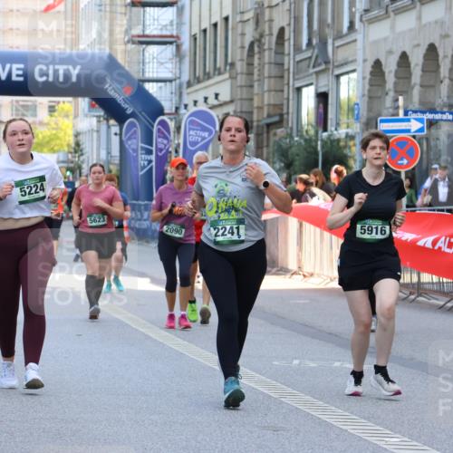 07.09.2025 - BARMER Alsterlauf Strokosch-Dieckow http://msf.ph/oto/8733015 07.09.2025 10:21:31 Ziel 2281, 2336, 2337, 2706, 3091, 3183, 3185, 3312, 3313, 4029, 4437, 5030, 5235, 5959, 8004 meine-sportfotos.de