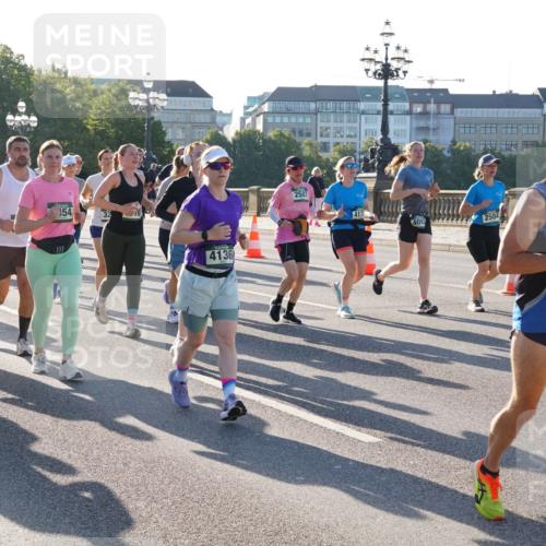 07.09.2025 - BARMER Alsterlauf Yannick Fuchs http://msf.ph/oto/8733018 07.09.2025 09:06:03 Laufen 4841, 3390, 354, 4136, 2587, 2504, 3532 meine-sportfotos.de