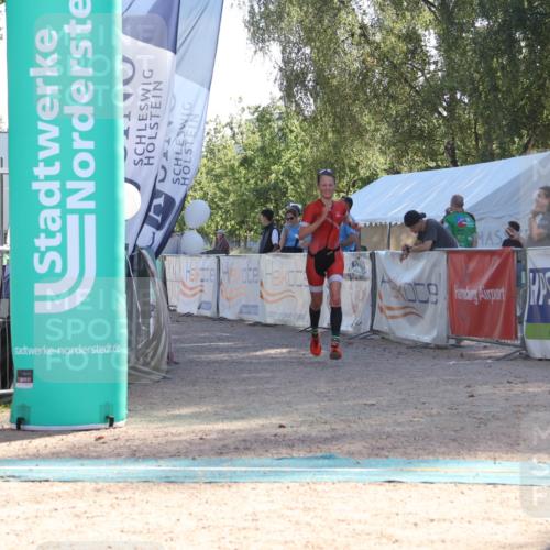 07.09.2025 - 19. Norderstedt Triathlon Luisa Fischer http://msf.ph/oto/8733035 07.09.2025 16:10:25 Ziel 1404 meine-sportfotos.de