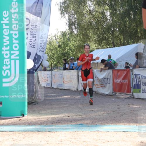 07.09.2025 - 19. Norderstedt Triathlon Luisa Fischer http://msf.ph/oto/8733038 07.09.2025 16:10:26 Ziel 1404 meine-sportfotos.de
