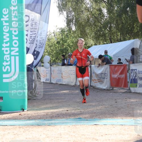 07.09.2025 - 19. Norderstedt Triathlon Luisa Fischer http://msf.ph/oto/8733042 07.09.2025 16:10:26 Ziel 1404 meine-sportfotos.de