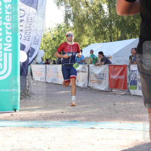 07.09.2025 - 19. Norderstedt Triathlon Luisa Fischer http://msf.ph/oto/8733052 07.09.2025 16:10:43 Ziel 1496 meine-sportfotos.de