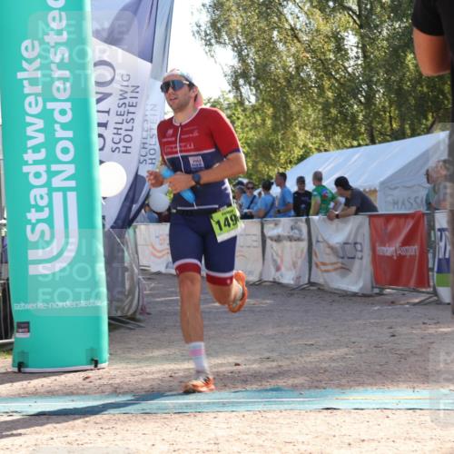 07.09.2025 - 19. Norderstedt Triathlon Luisa Fischer http://msf.ph/oto/8733057 07.09.2025 16:10:44 Ziel 1496 meine-sportfotos.de