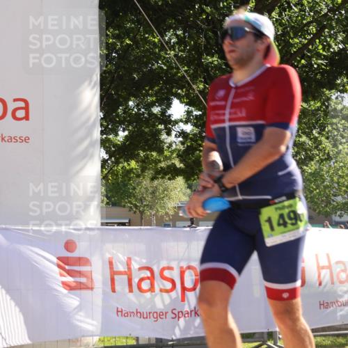 07.09.2025 - 19. Norderstedt Triathlon Luisa Fischer http://msf.ph/oto/8733063 07.09.2025 16:10:45 Ziel 1496 meine-sportfotos.de