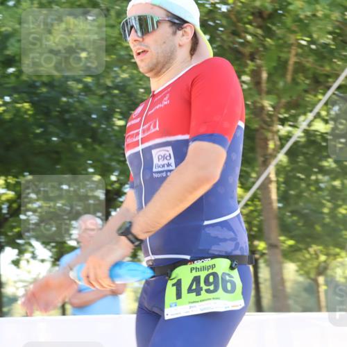 07.09.2025 - 19. Norderstedt Triathlon Luisa Fischer http://msf.ph/oto/8733069 07.09.2025 16:10:46 Ziel 1496 meine-sportfotos.de