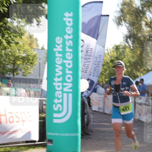 07.09.2025 - 19. Norderstedt Triathlon Luisa Fischer http://msf.ph/oto/8733071 07.09.2025 16:10:55 Ziel 441 meine-sportfotos.de