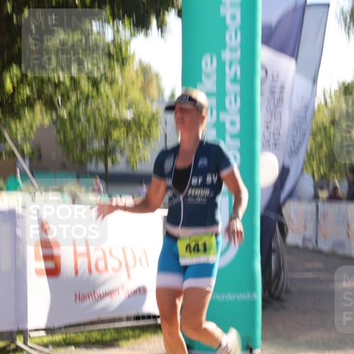 07.09.2025 - 19. Norderstedt Triathlon Luisa Fischer http://msf.ph/oto/8733075 07.09.2025 16:10:55 Ziel 441 meine-sportfotos.de