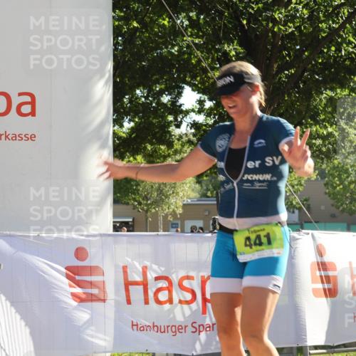 07.09.2025 - 19. Norderstedt Triathlon Luisa Fischer http://msf.ph/oto/8733077 07.09.2025 16:10:56 Ziel 441 meine-sportfotos.de